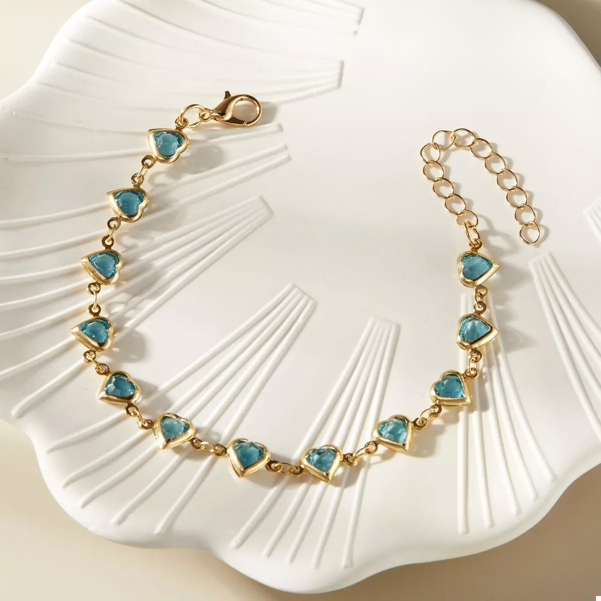  18k-gold-plated-heart-bracelet-3