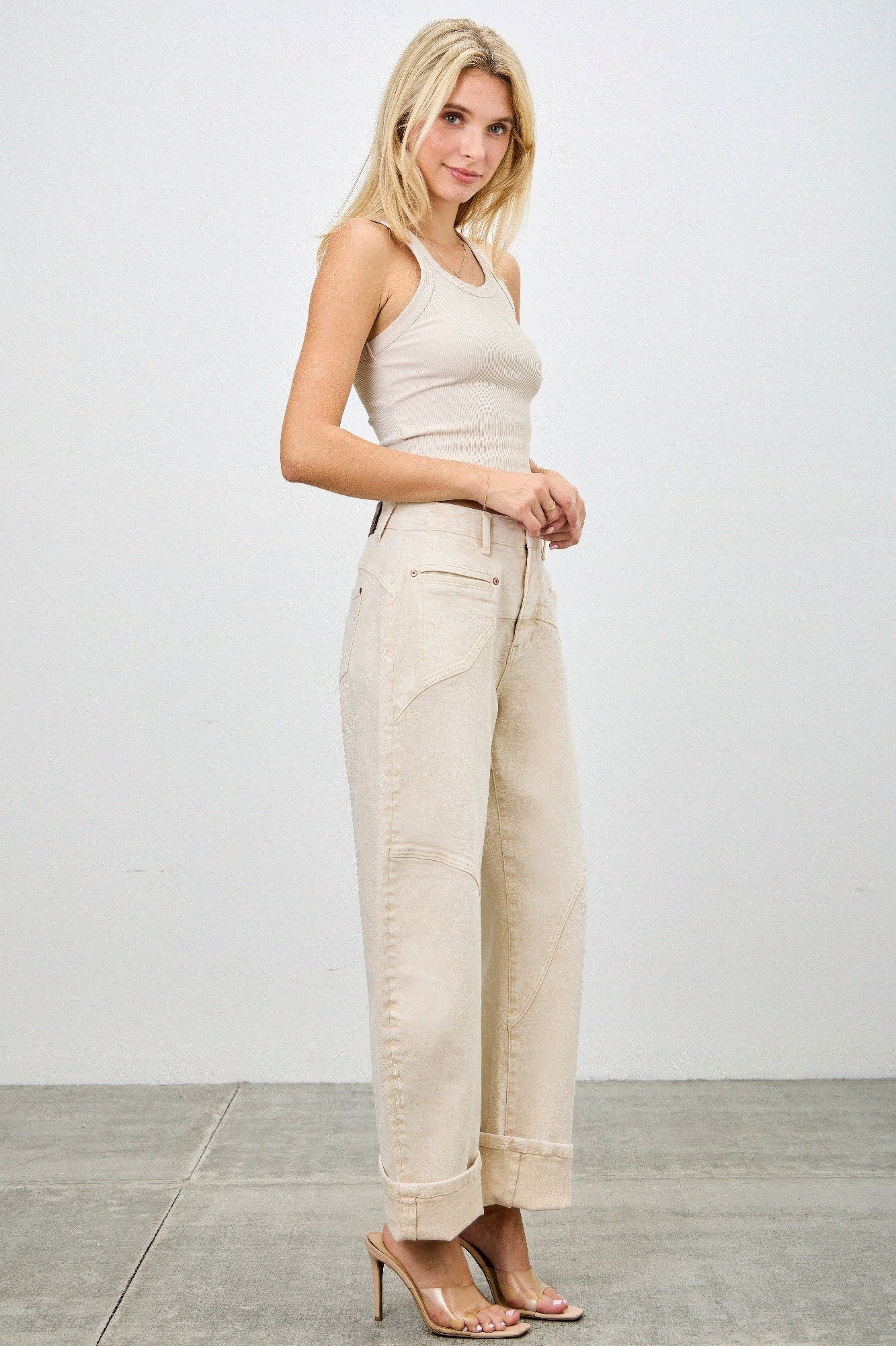 High rise zipper pocket barrel jeans cream color 4