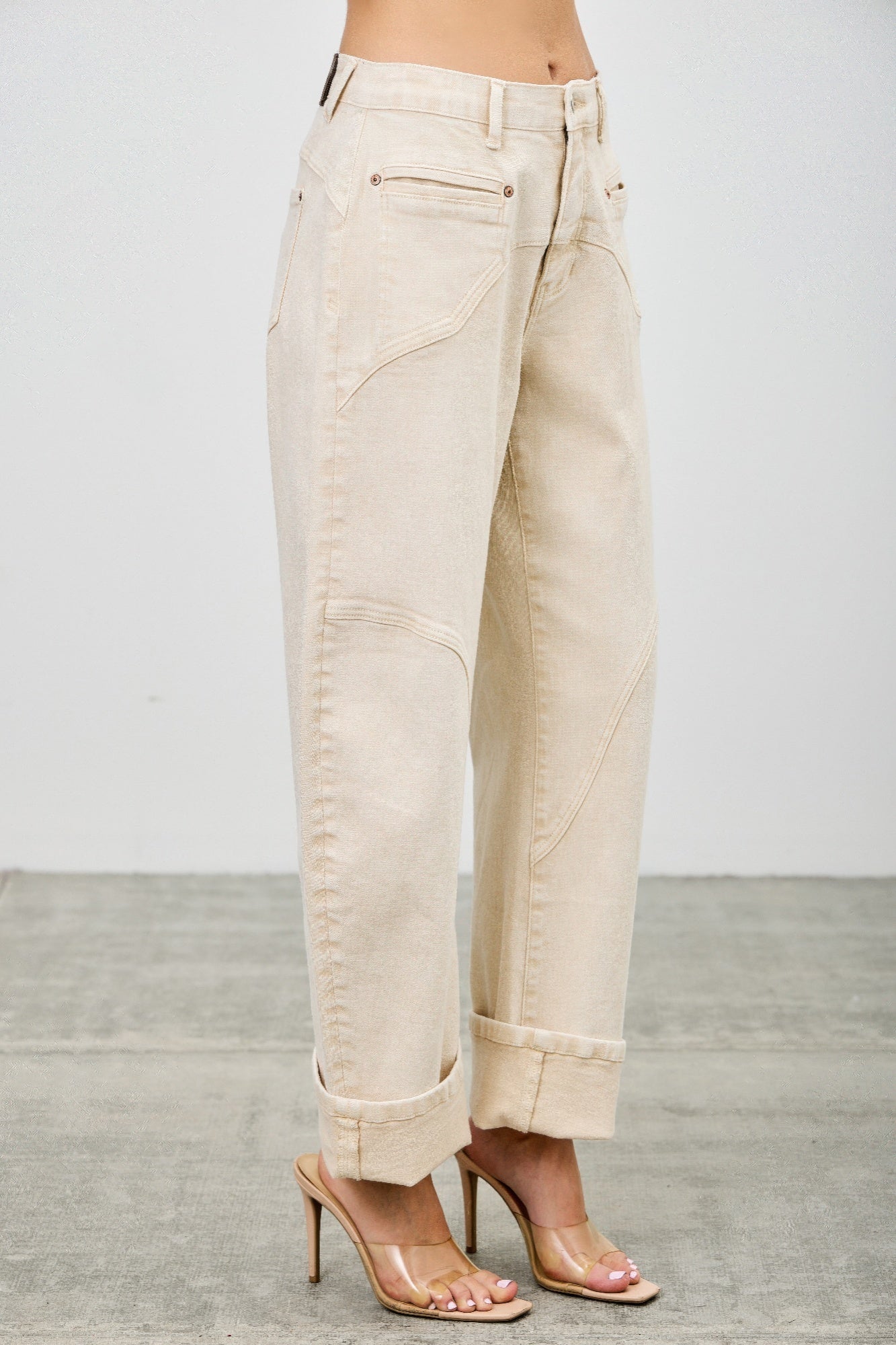 High rise zipper pocket barrel jeans cream color 6