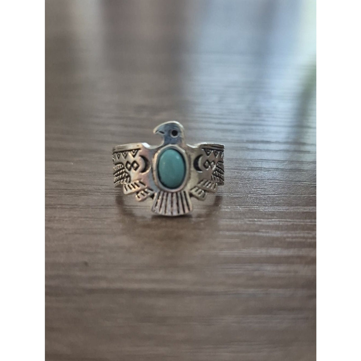 Turquoise Style Round Stone Center Eagle Western Ring - Sz 6.5