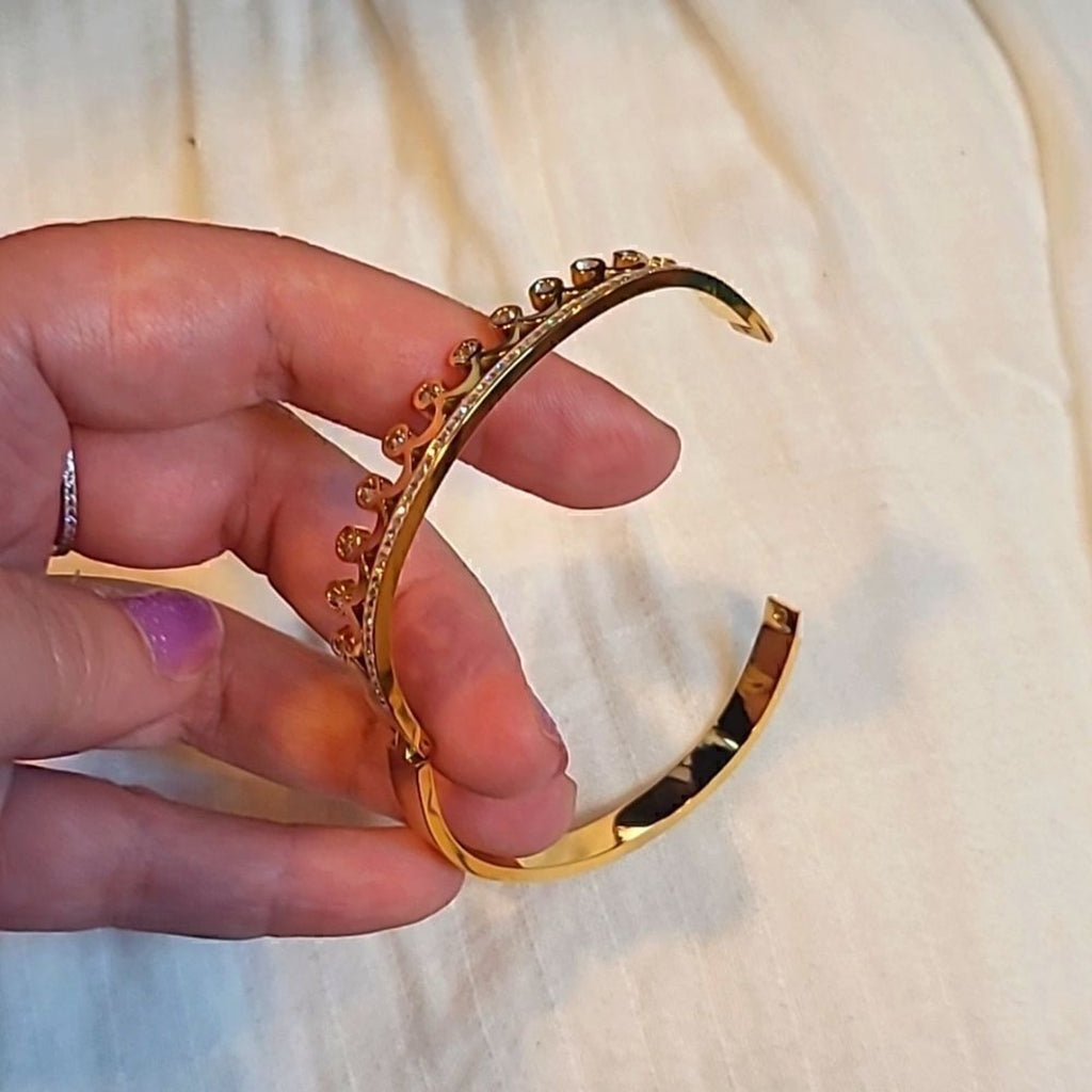 Elegant Crown Tiara Bangle Bracelet